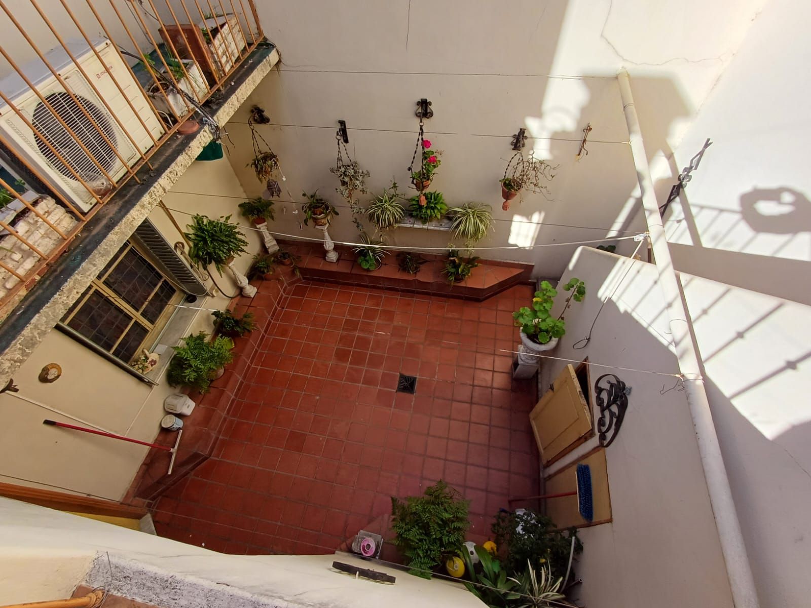 CASA EN BARRIO CONSTITUYENTES - 8