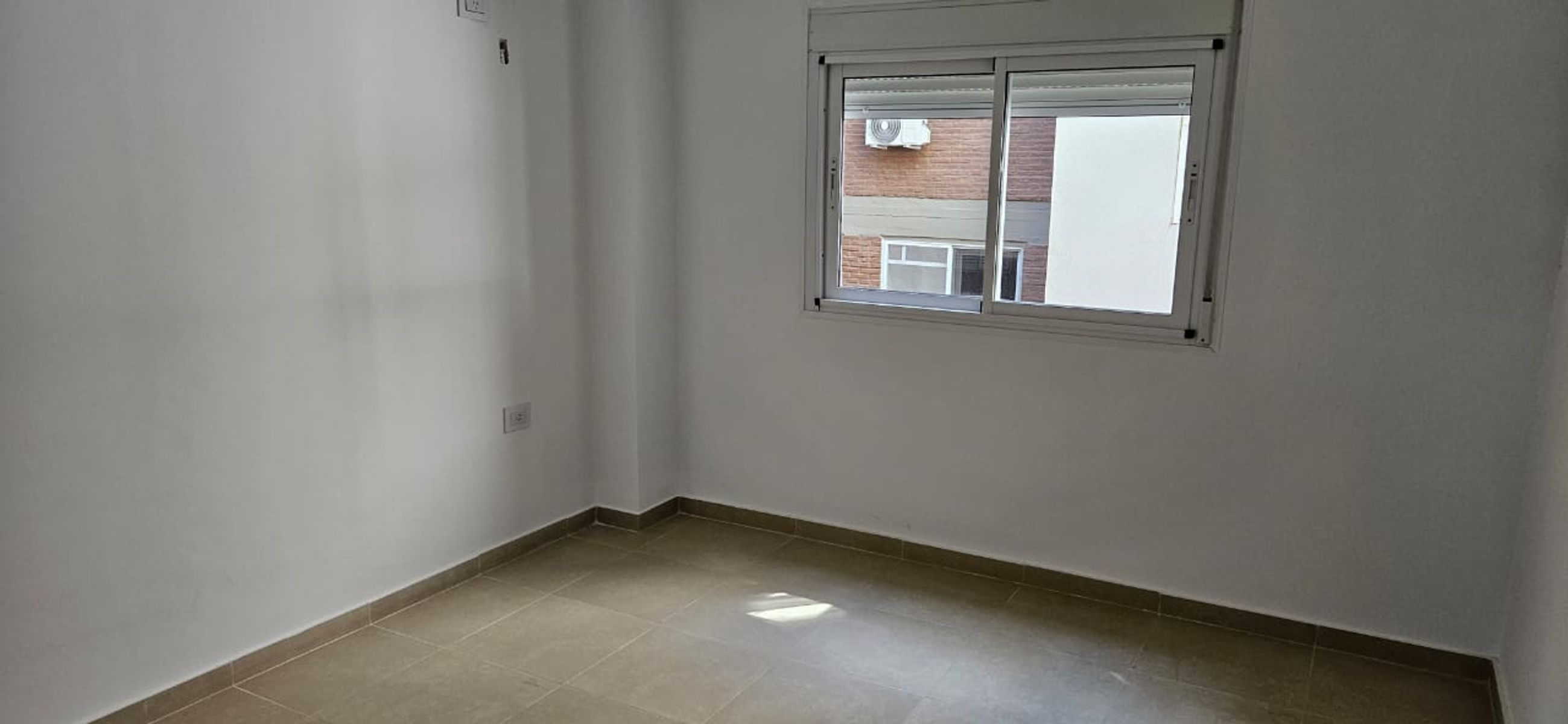 DUPLEX EN ALQUILER PISO 5 - 3