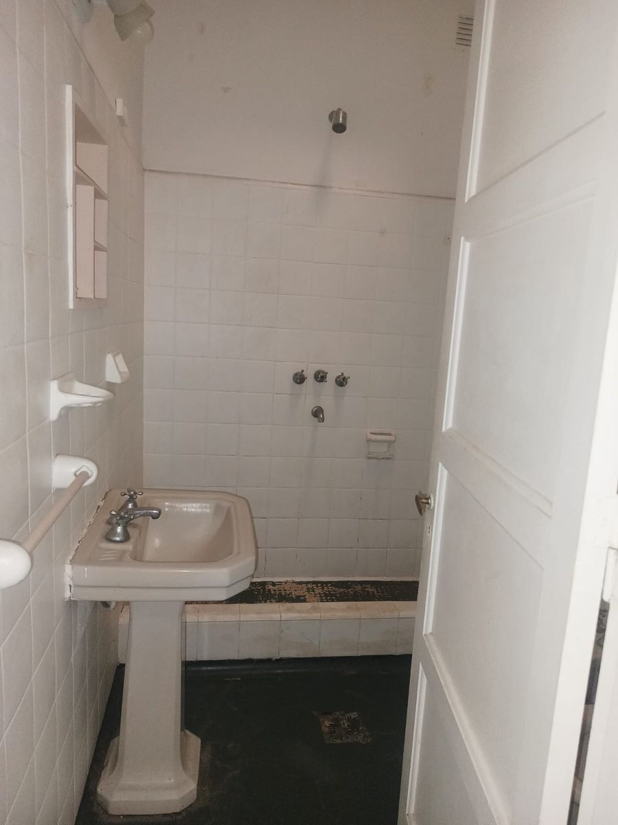 Casa en Av López y Planes - 12