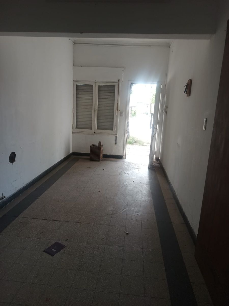 Casa en Av López y Planes - 15