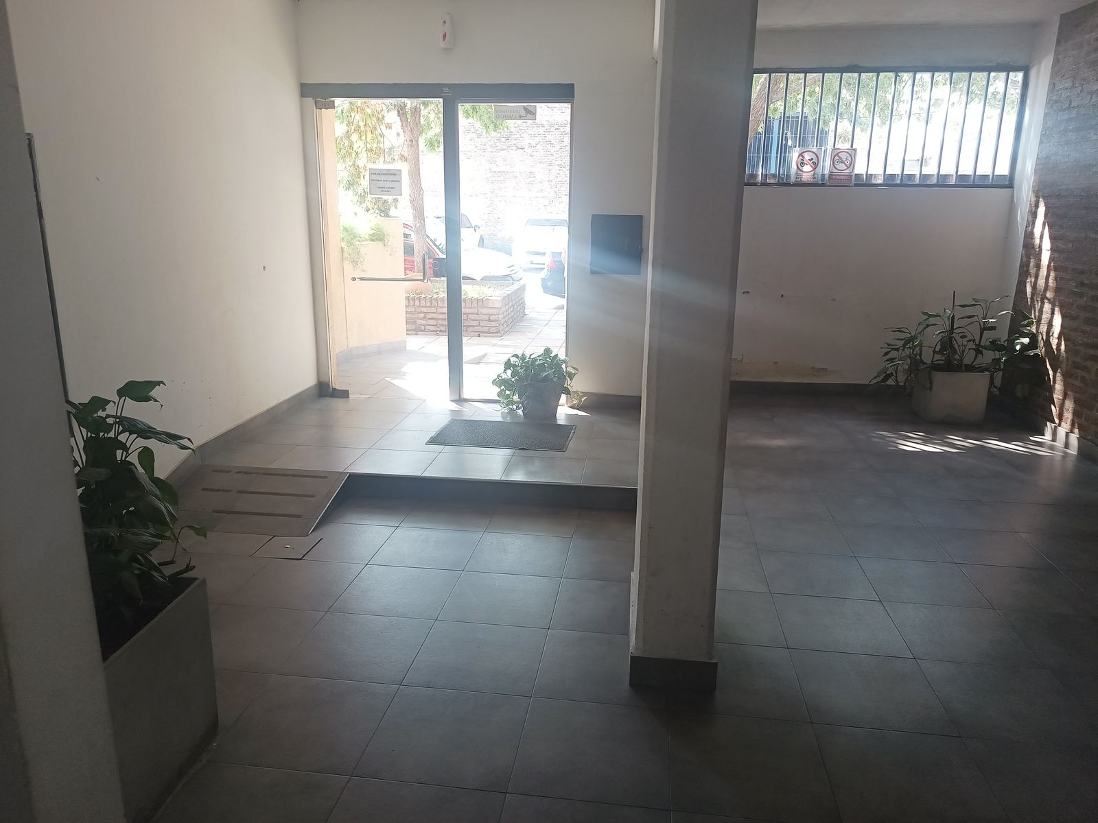 DEPARTAMENTO 3 DORMITORIOS A 3 CUADRAS DE AV FREYRE - 3