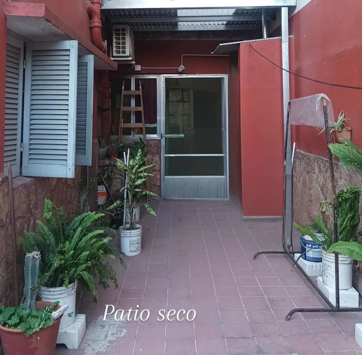 En el Corazón de Santa Fe Casa Céntrica con Patio y Cochera - 9