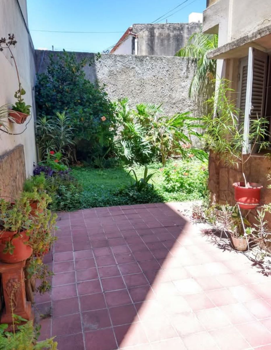 En el Corazón de Santa Fe Casa Céntrica con Patio y Cochera - 14