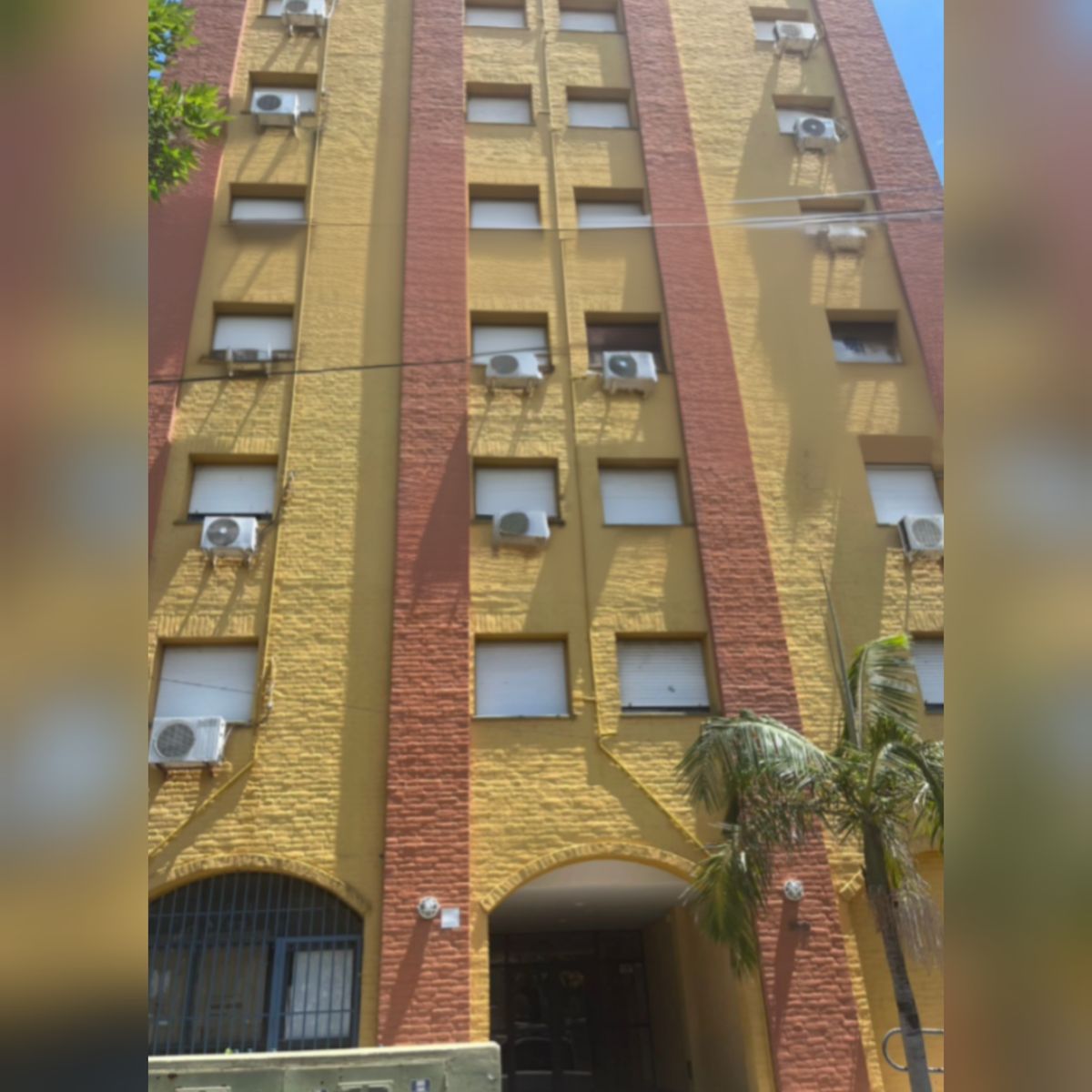 VENTA DEPARTAMENTO 3 DORMITORIOS MAS COCHERA EN GENERAL LOPEZ - 1