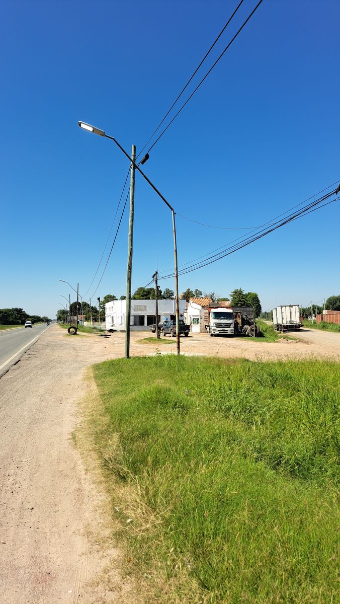 Gran terreno sobre Ruta Nacional N° 11 - 9
