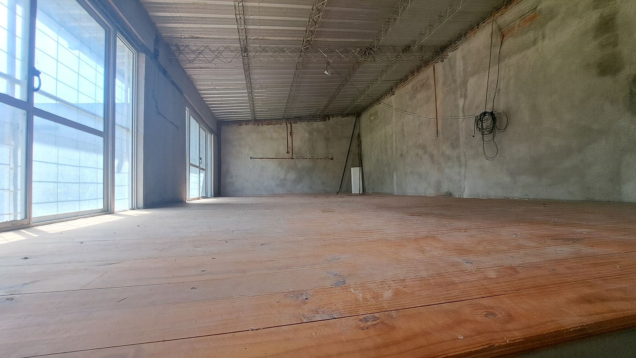 Terreno con construcción 310m2 Sauce Viejo - 1