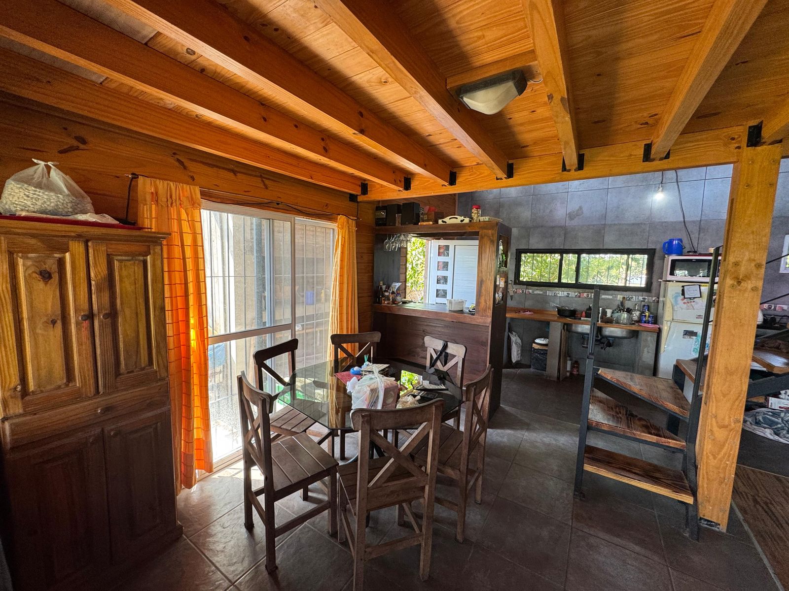 VENTA casa con amplio terreno en ruta 1 - 3