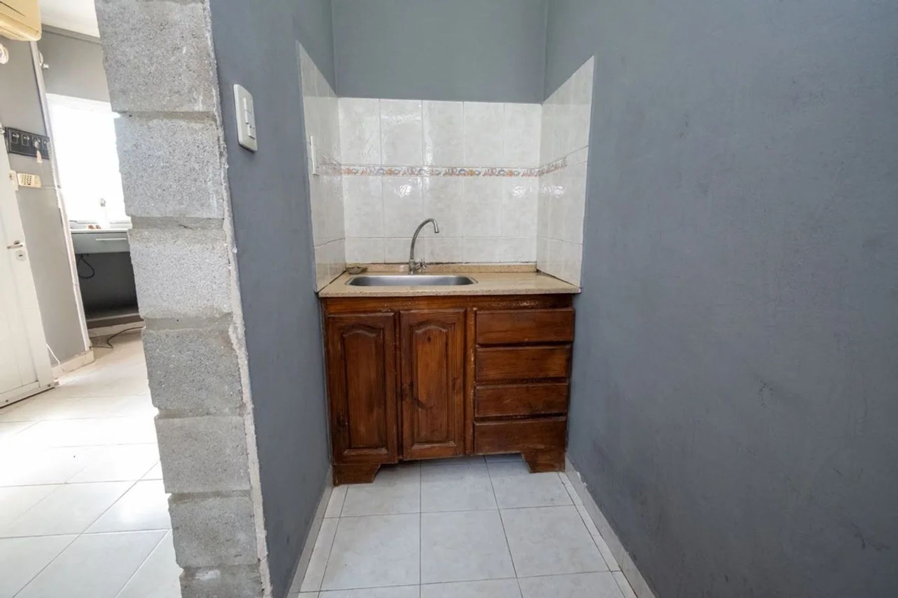 Alquier Galpón Facundo Zuviría 8200 - 37