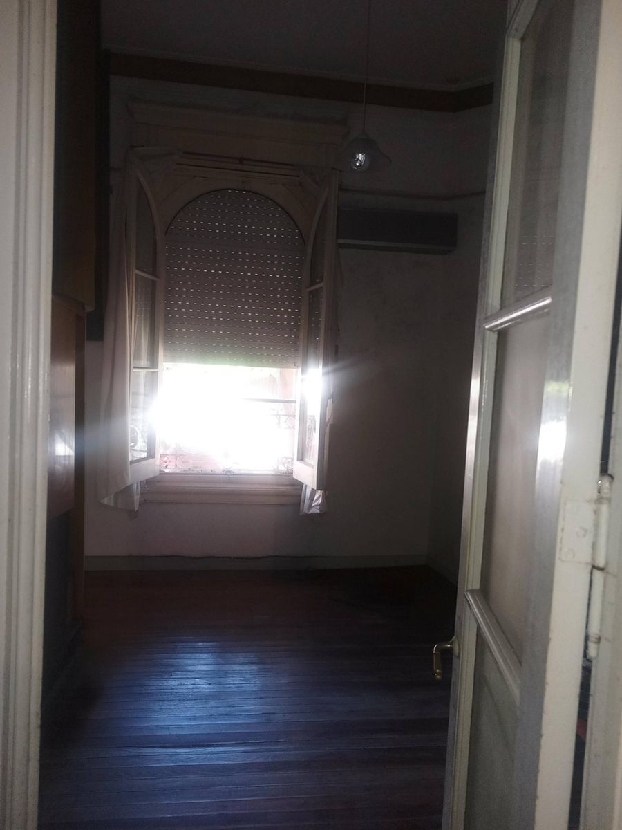 CASA EN VENTA BARRIO CANDIOTI A 100m DE BV. GALVEZ - 11