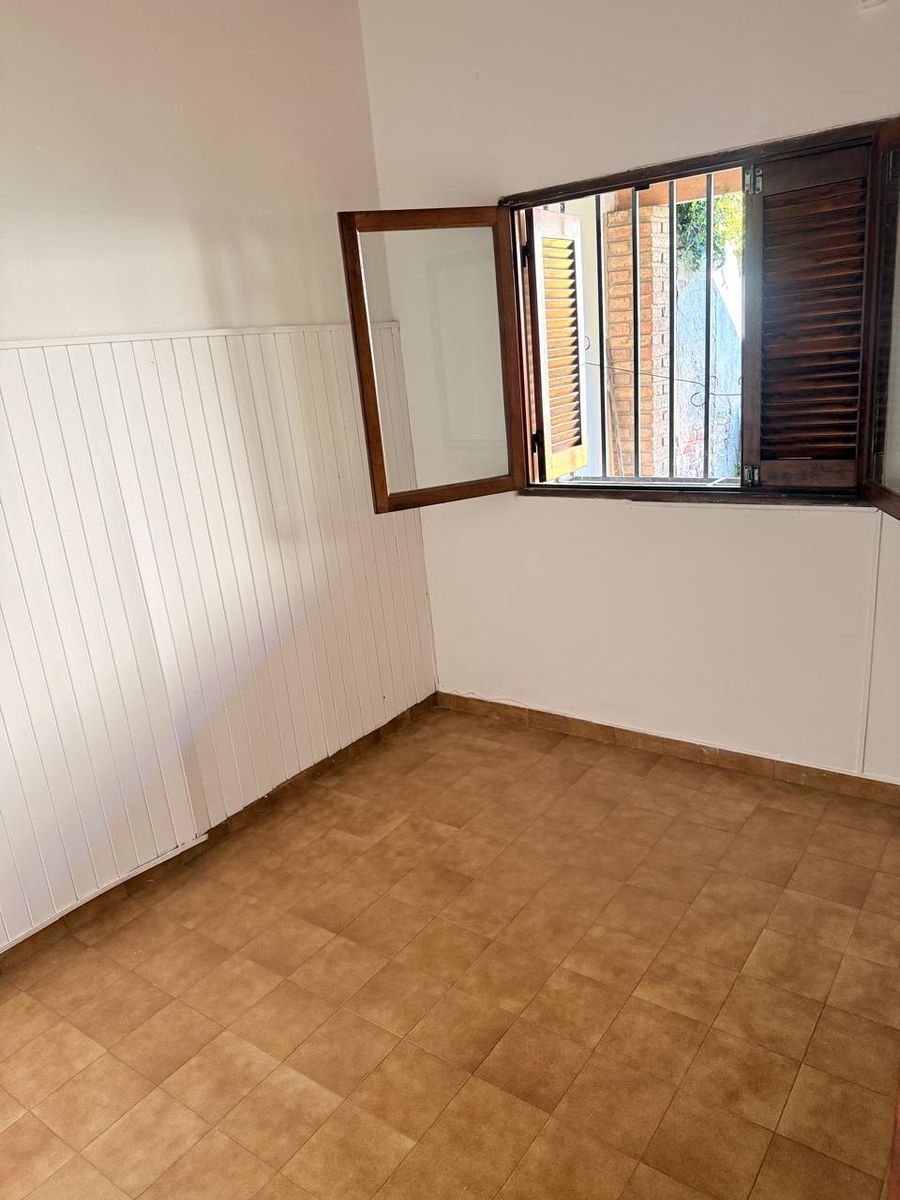 EN VENTA INTERNO CON COCHERA EN ZONA SUR - 7