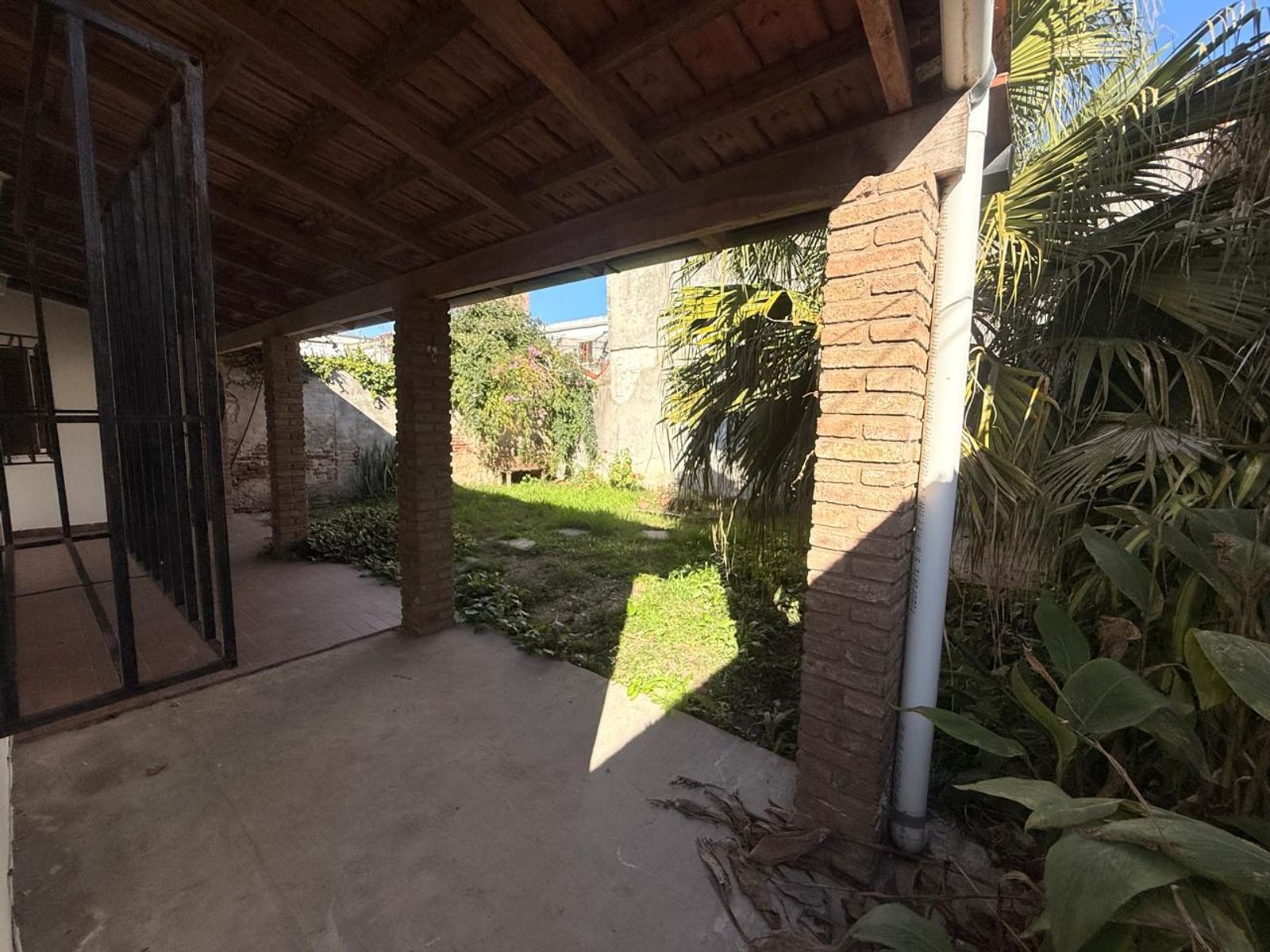 EN VENTA INTERNO CON COCHERA EN ZONA SUR - 20