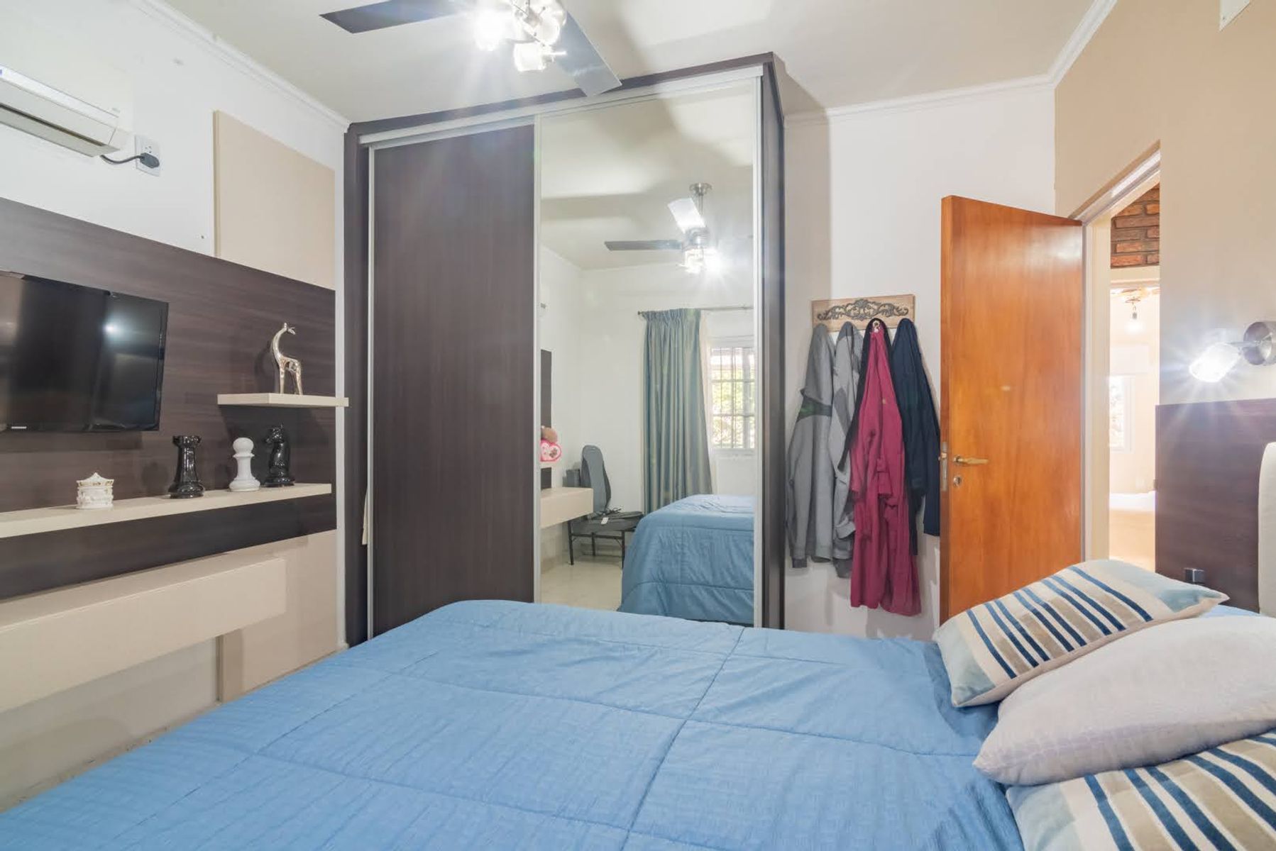 Casa en Venta en Sauce Viejo de tres dormitorios - 37