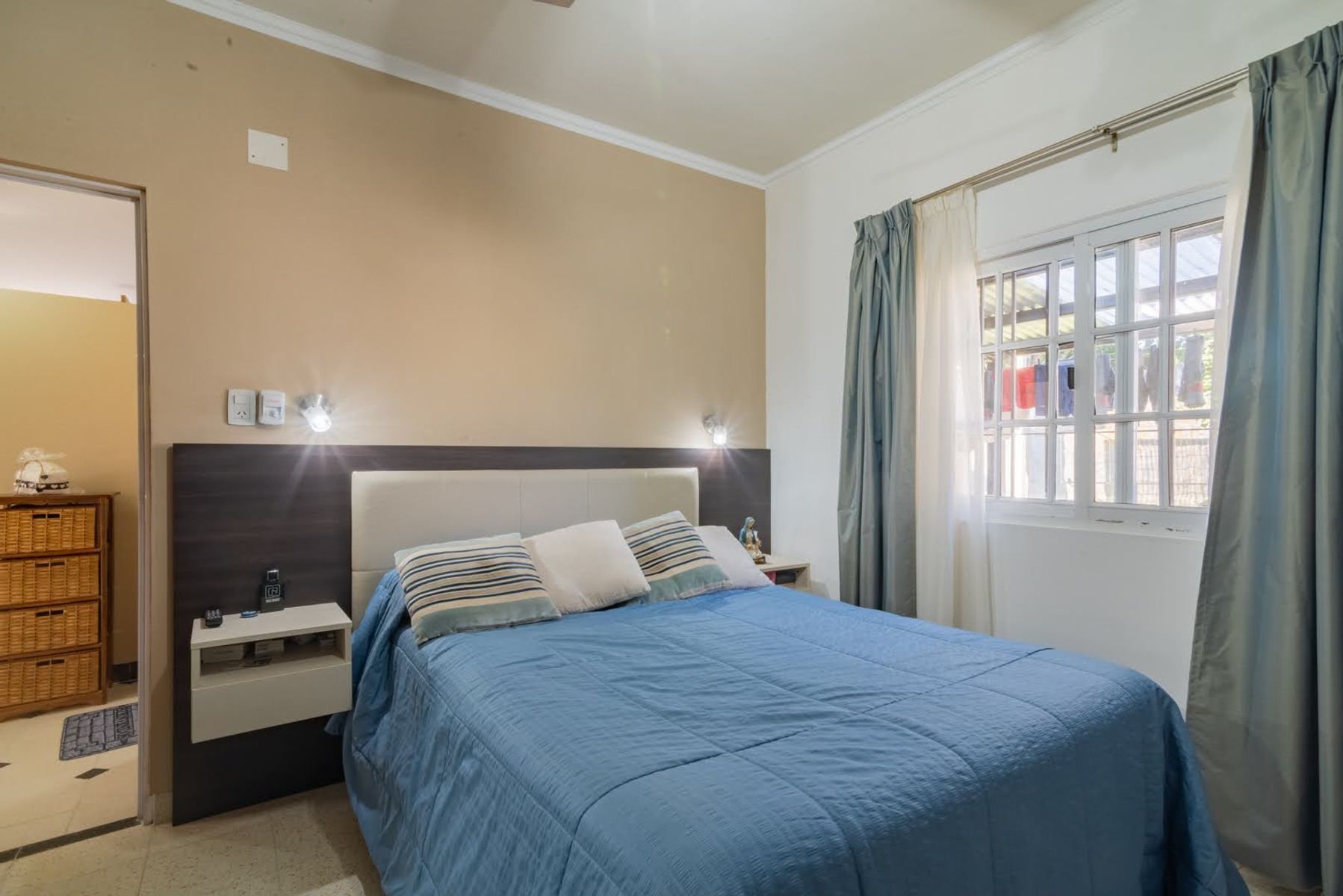 Casa en Venta en Sauce Viejo de tres dormitorios - 38