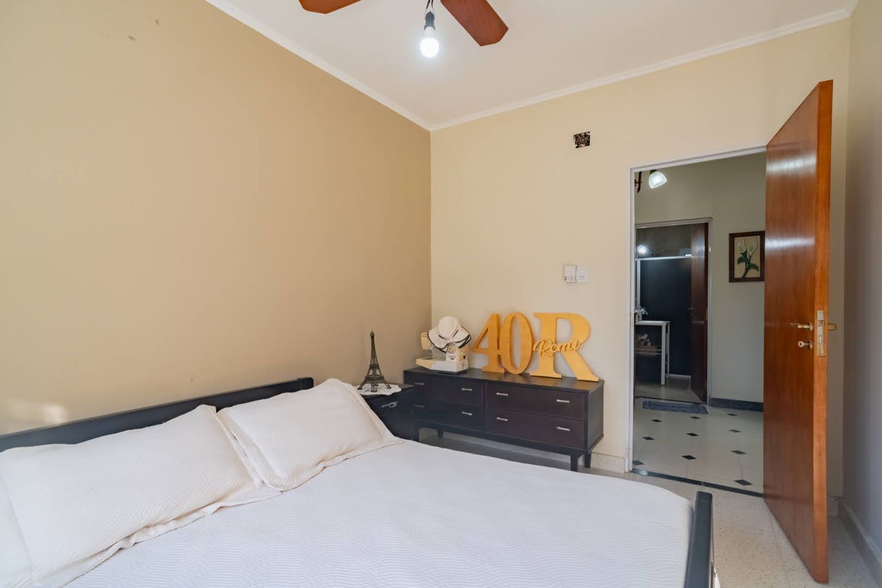 Casa en Venta en Sauce Viejo de tres dormitorios - 43