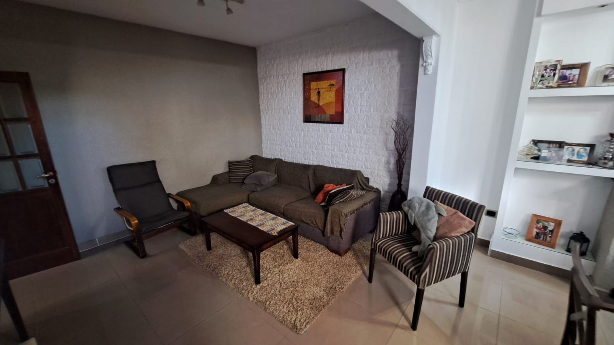 CASA DE 2 DORMITORIOS CON PILETA - 5