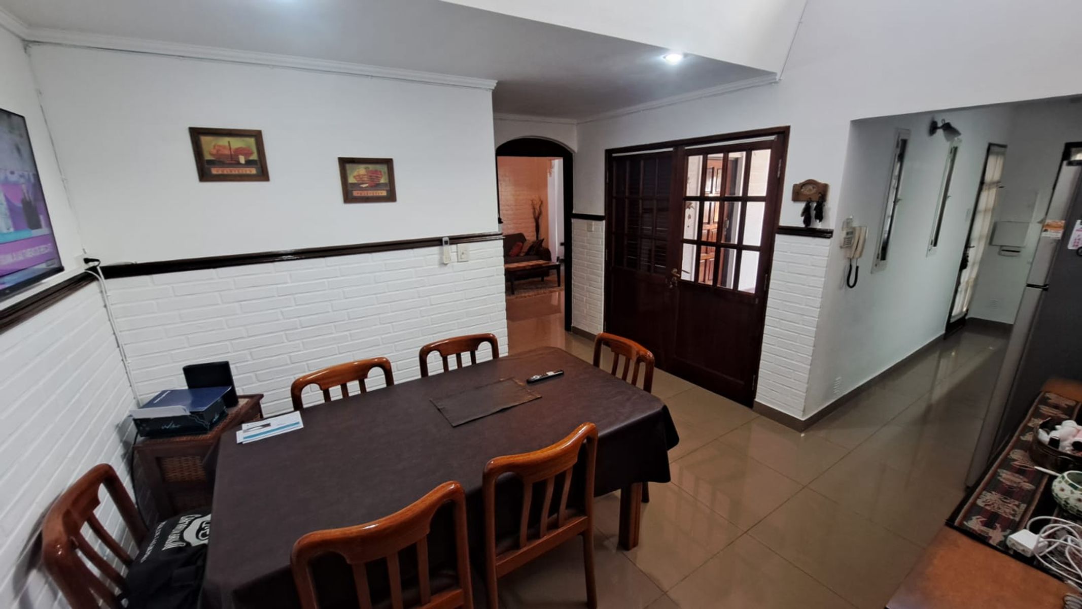 CASA DE 2 DORMITORIOS CON PILETA - 19