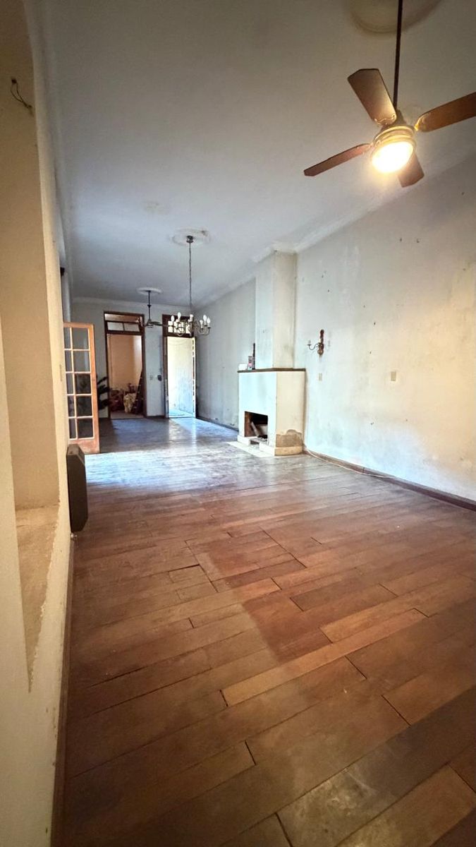 Casa en venta sobre Suipacha al 2900 - 17