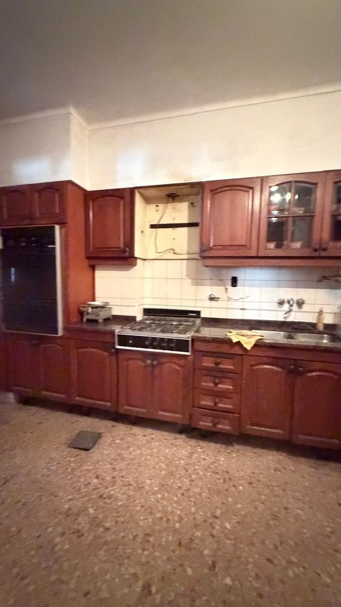 Casa en venta sobre Suipacha al 2900 - 34