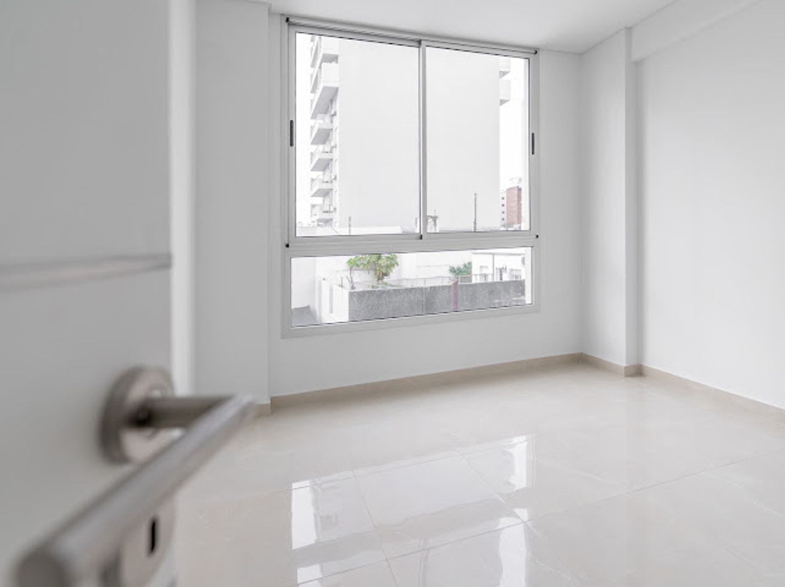 VENTA DE PISO EXCLUSIVO EN BARRIO CONSTITUYENTES - 16