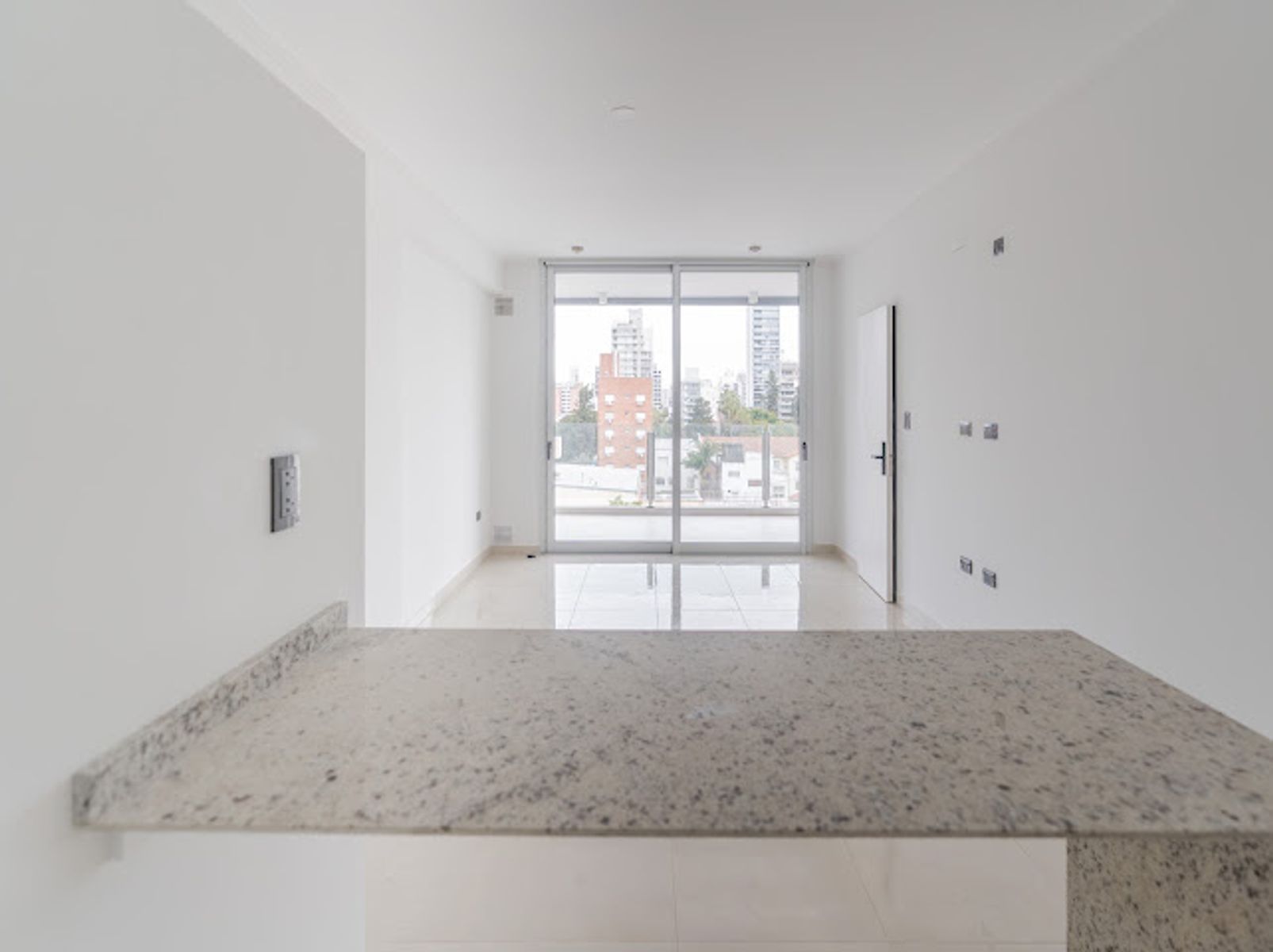 VENTA SEMI PISO DE CATEGORÍA EN BARRIO CONSTITUYENTES - 12