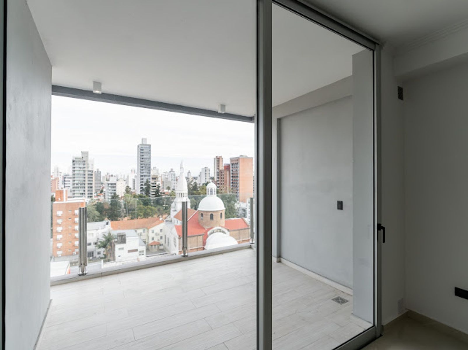 VENTA PISO EXCLUSIVO EN BARRIO CONSTITUYENTES - 24