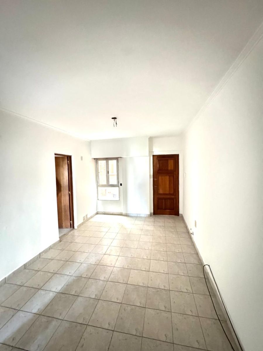 Alquiler departamento 2 dormitorios en Av. Freyre 1700 - 3