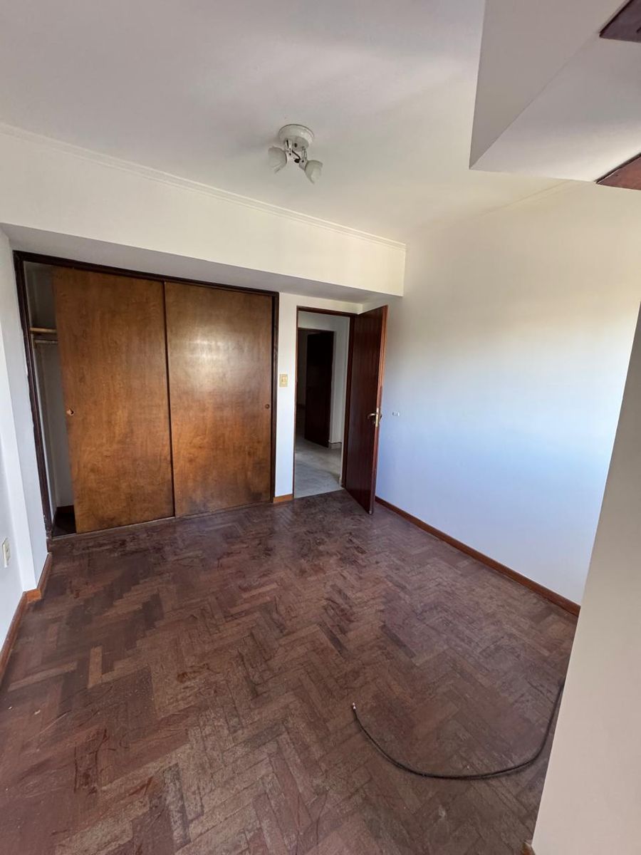 Alquiler departamento 2 dormitorios en Av. Freyre 1700 - 4