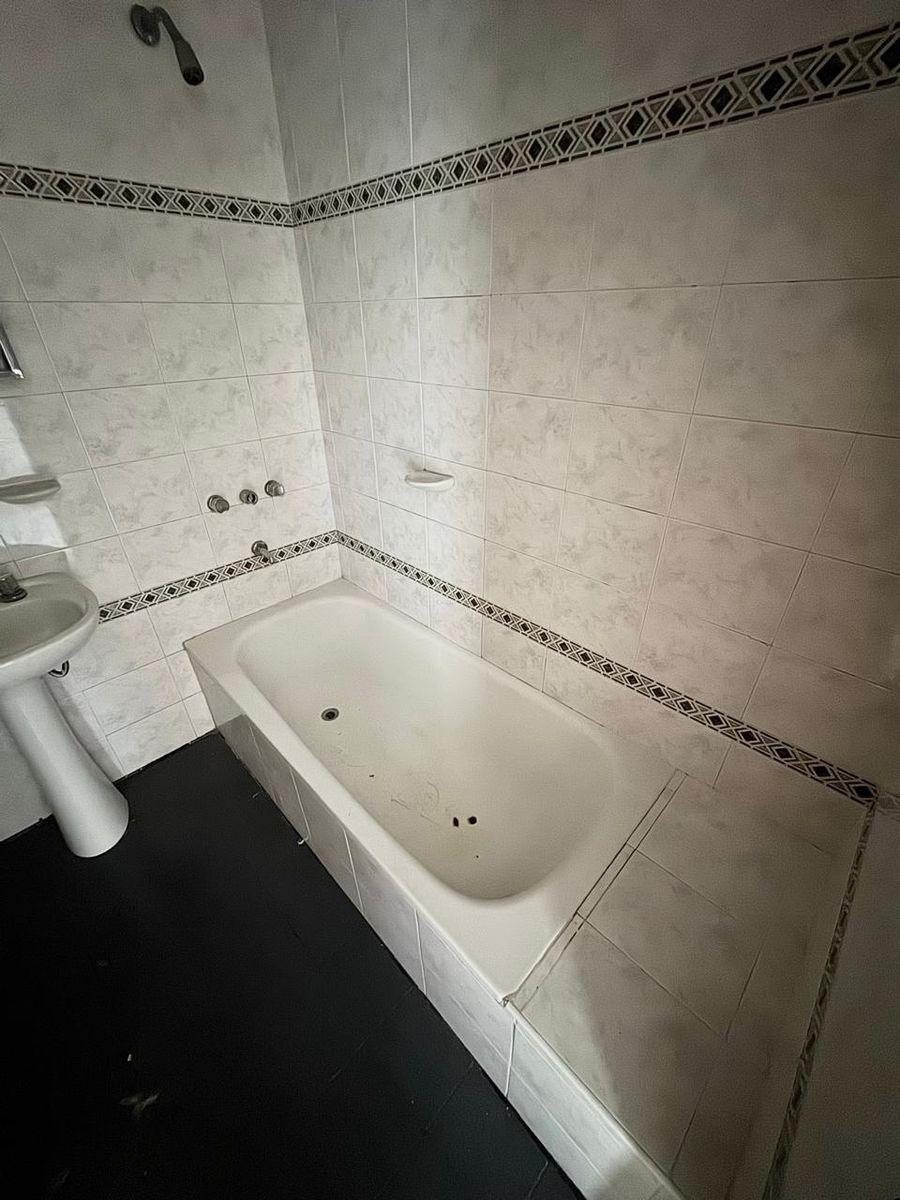 Alquiler departamento 2 dormitorios en Av. Freyre 1700 - 7