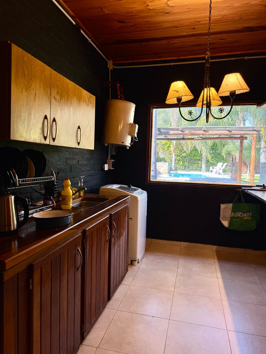 Casa Quinta en Venta en Jardines de la Costa, Arroyo Leyes (Km 10) | Pileta y Parquizado. - 5