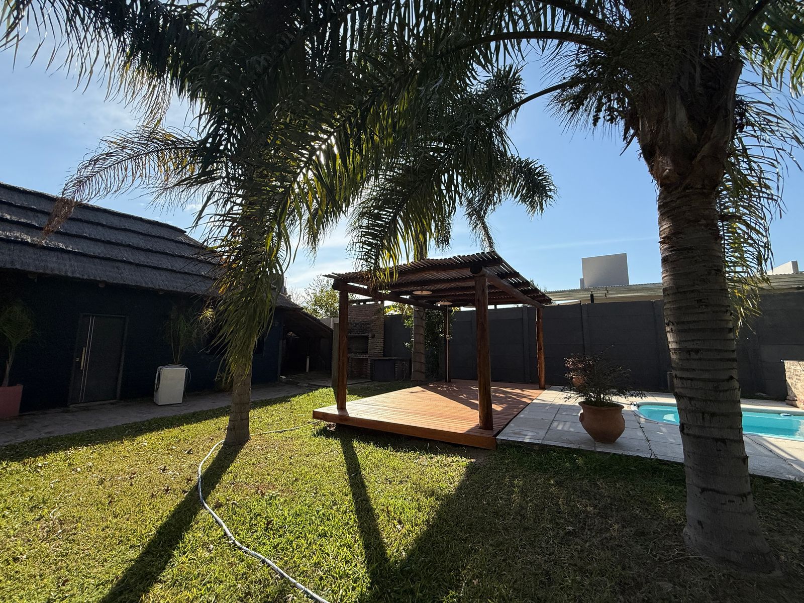 Casa Quinta en Venta en Jardines de la Costa, Arroyo Leyes (Km 10) | Pileta y Parquizado. - 13