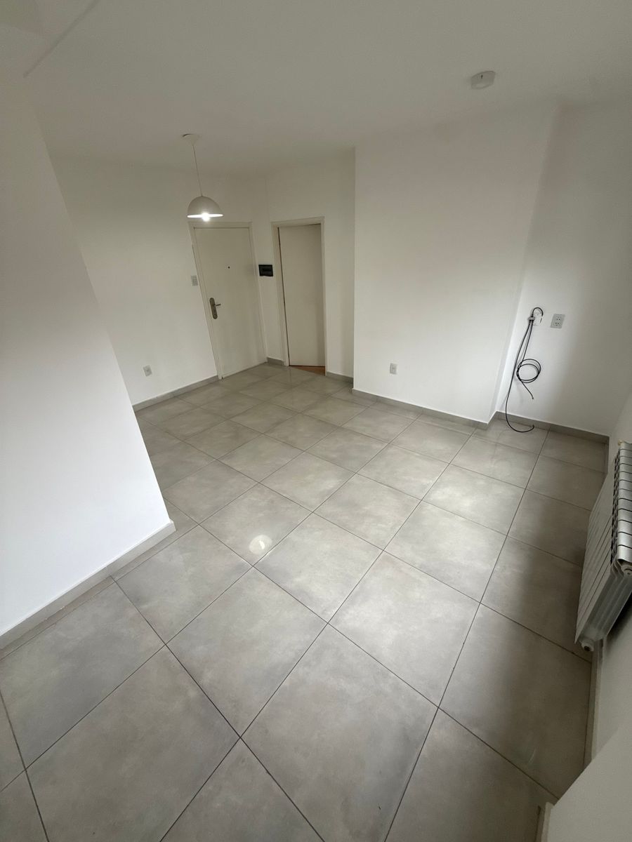DEPARTAMENTO DE 1 DORMITORIO EN VENTA SOBRE BV GÁLVEZ - 1