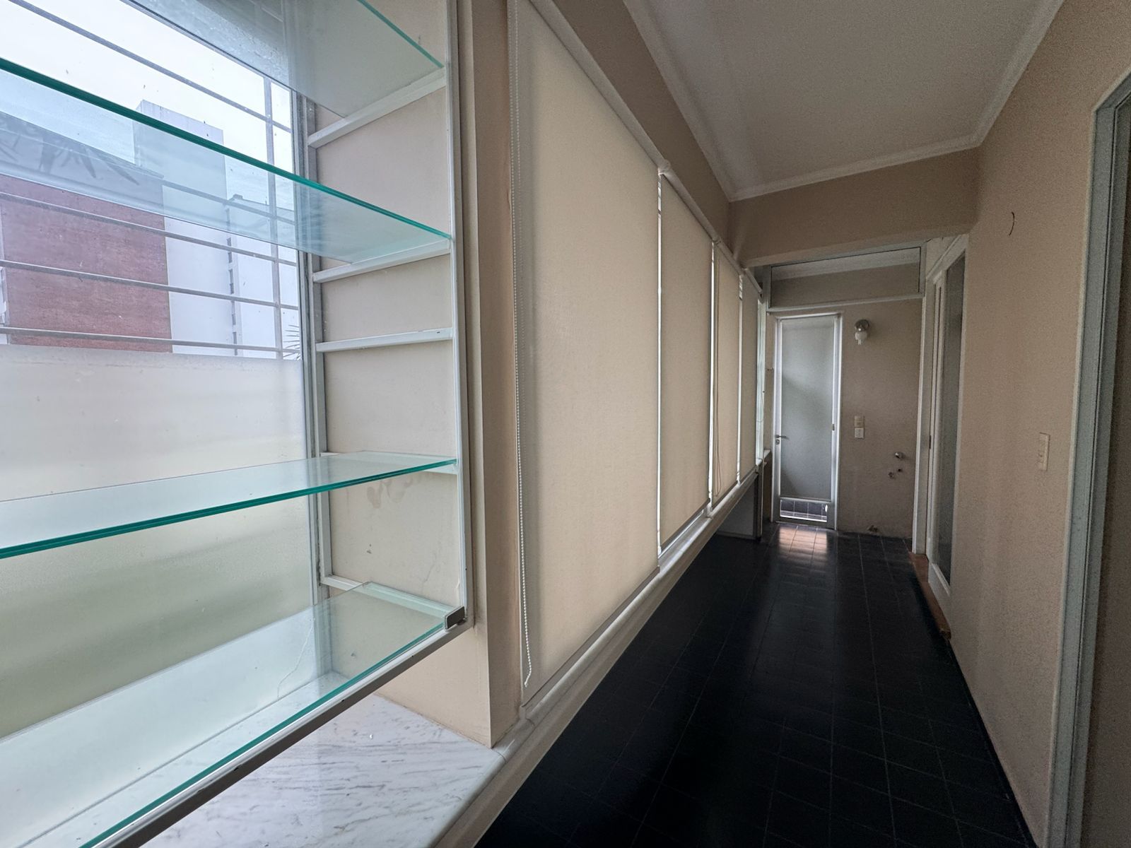 Venta casa con cochera - Barrio Sur - 8