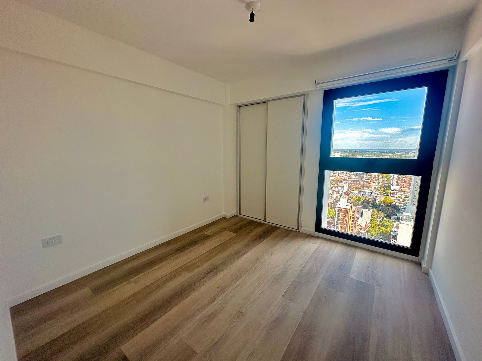 ALQUILER Depto 1 Dormitorio a Estrenar Barrio Candioti | Piso 28 Paseo del Molino con Mejoras - 12