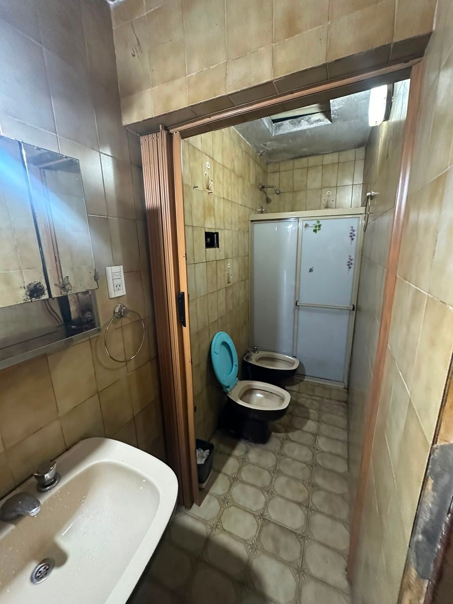 Venta Casa de 3 dormitorios con local comercial y cochera - 7