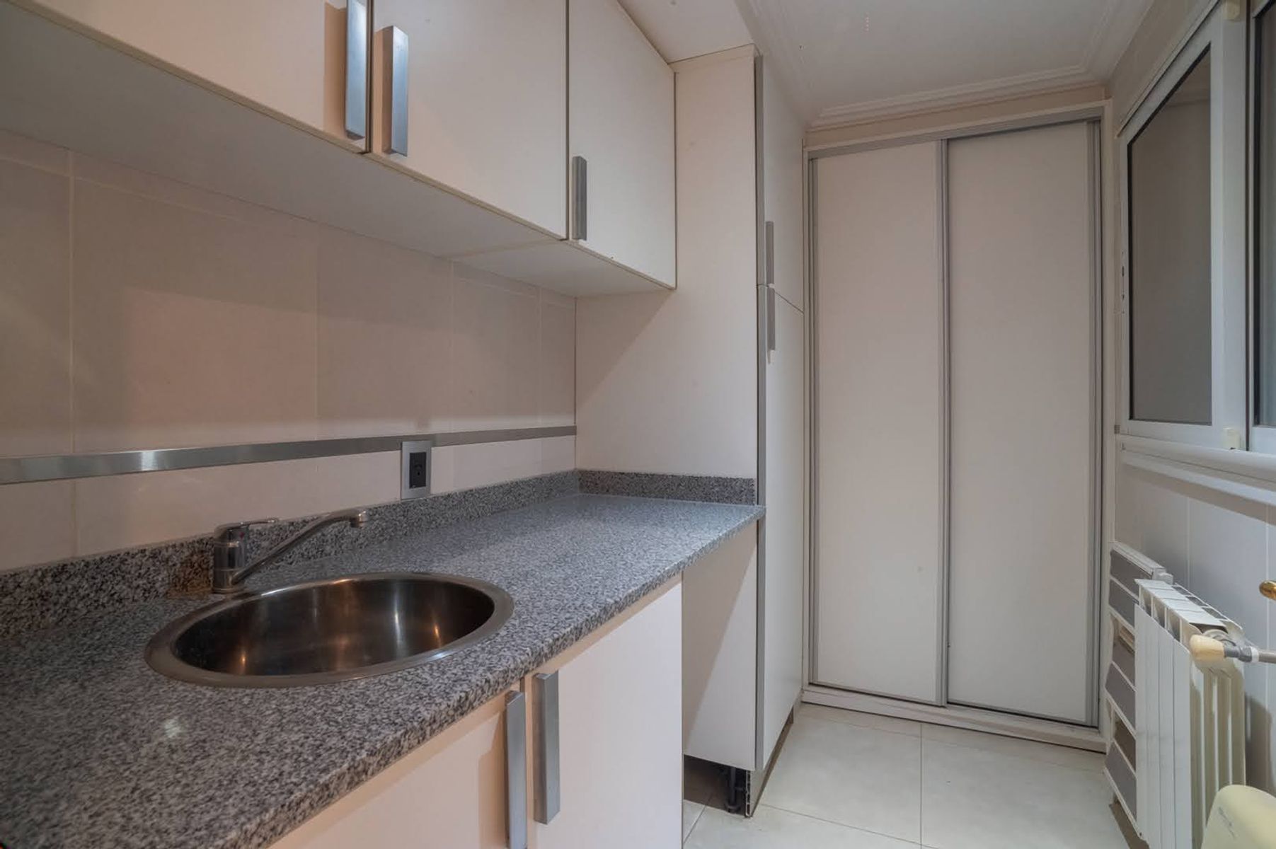Piso exclusivo sobre Bv. Gálvez - 28