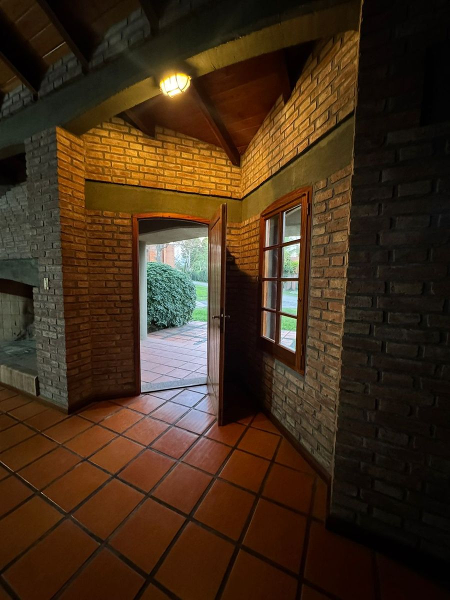 CASA EN VENTA EN COMPLEJO RESIDENCIAL LA TATENGUITA - 9
