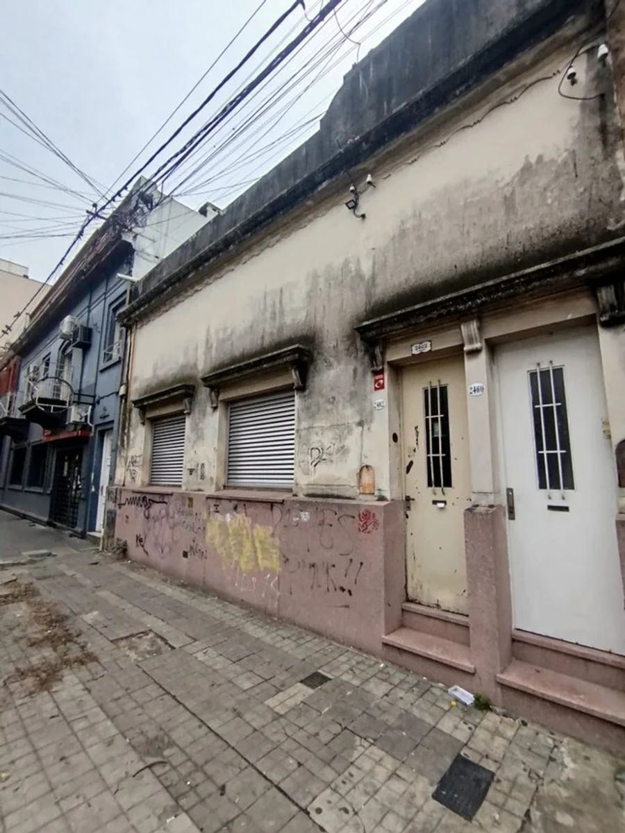 Venta de PH a refaccionar de 3 dormitorios y patio en pleno Recoleta - 3