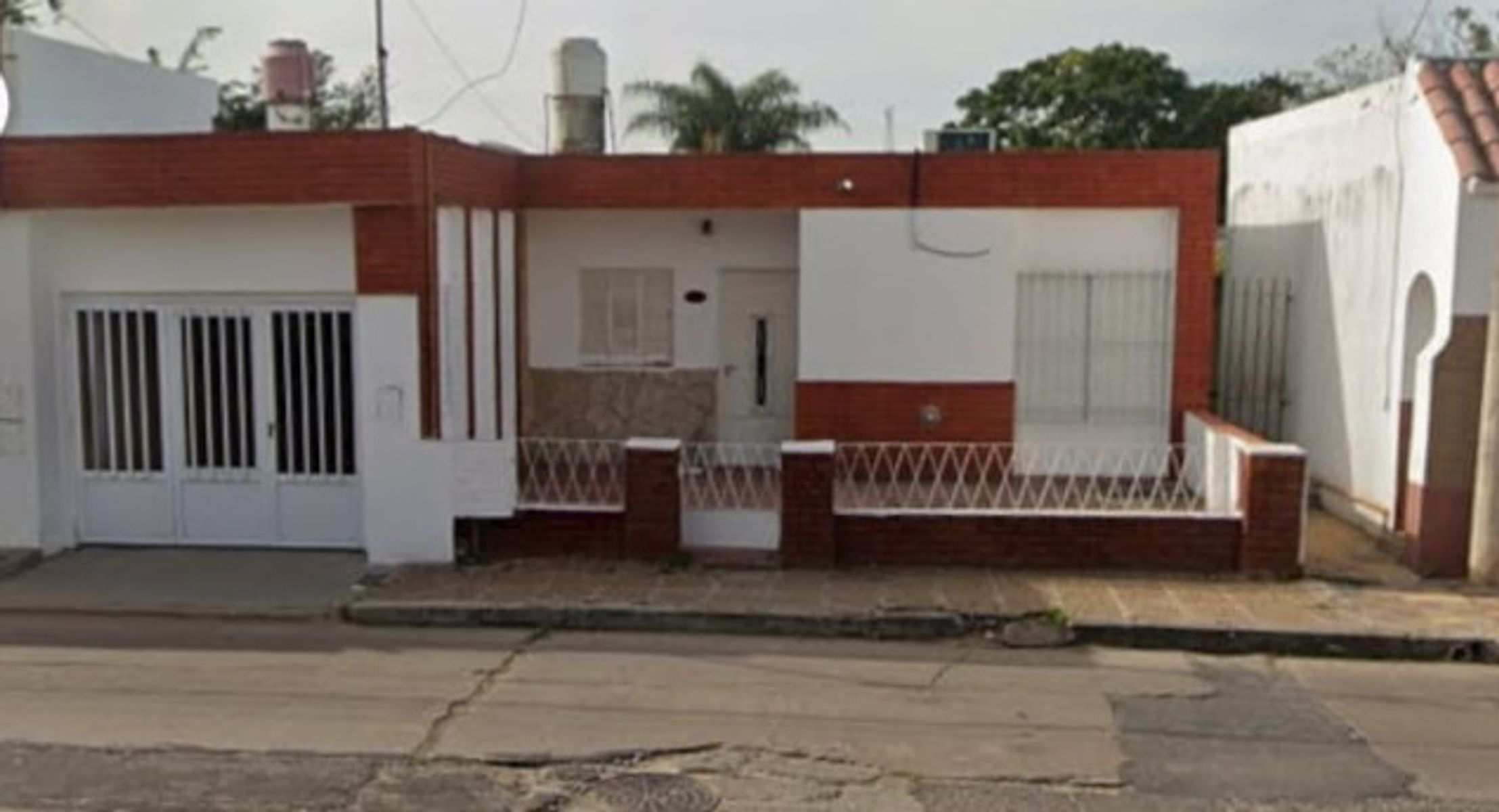 Se vende Casa de 3 dormitorios en Coronda