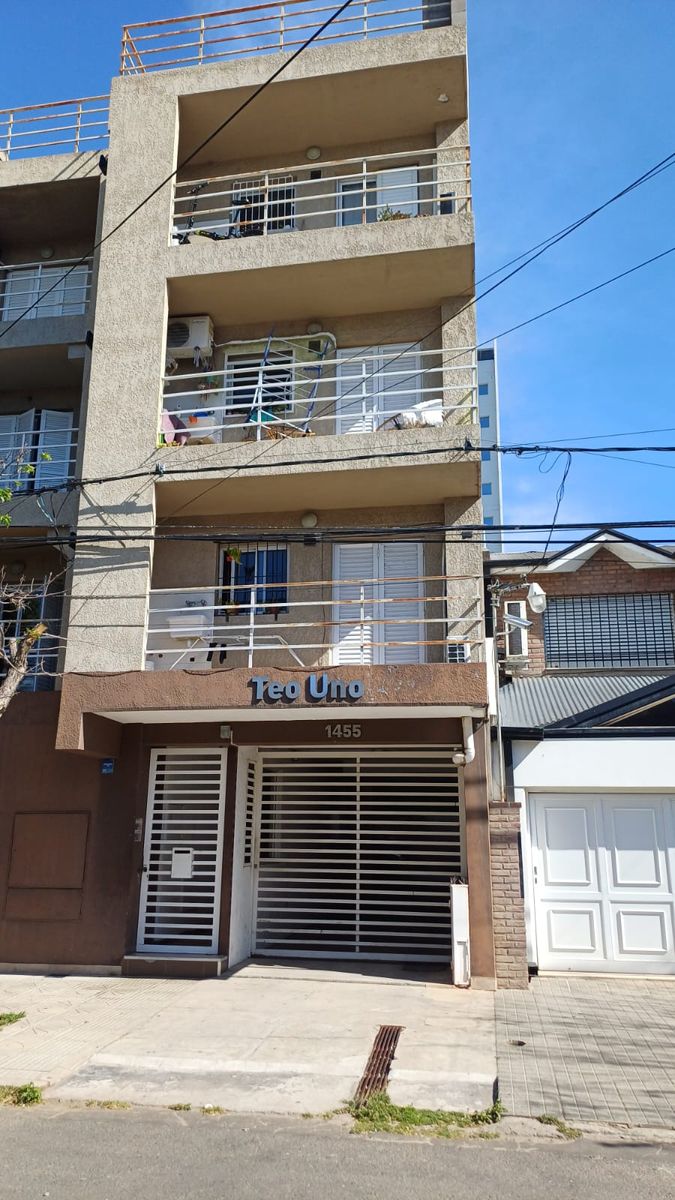 DEPARTAMENTO MONOAMBIENTE CON COCHERA EN BARRIO CANDIOTI — foto 2