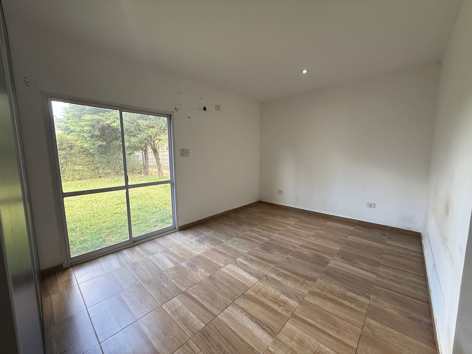 EN VENTA CASA DE 3 DORMITORIOS CON PILETA EN COUNTRY LOS MOLINOS — foto 8
