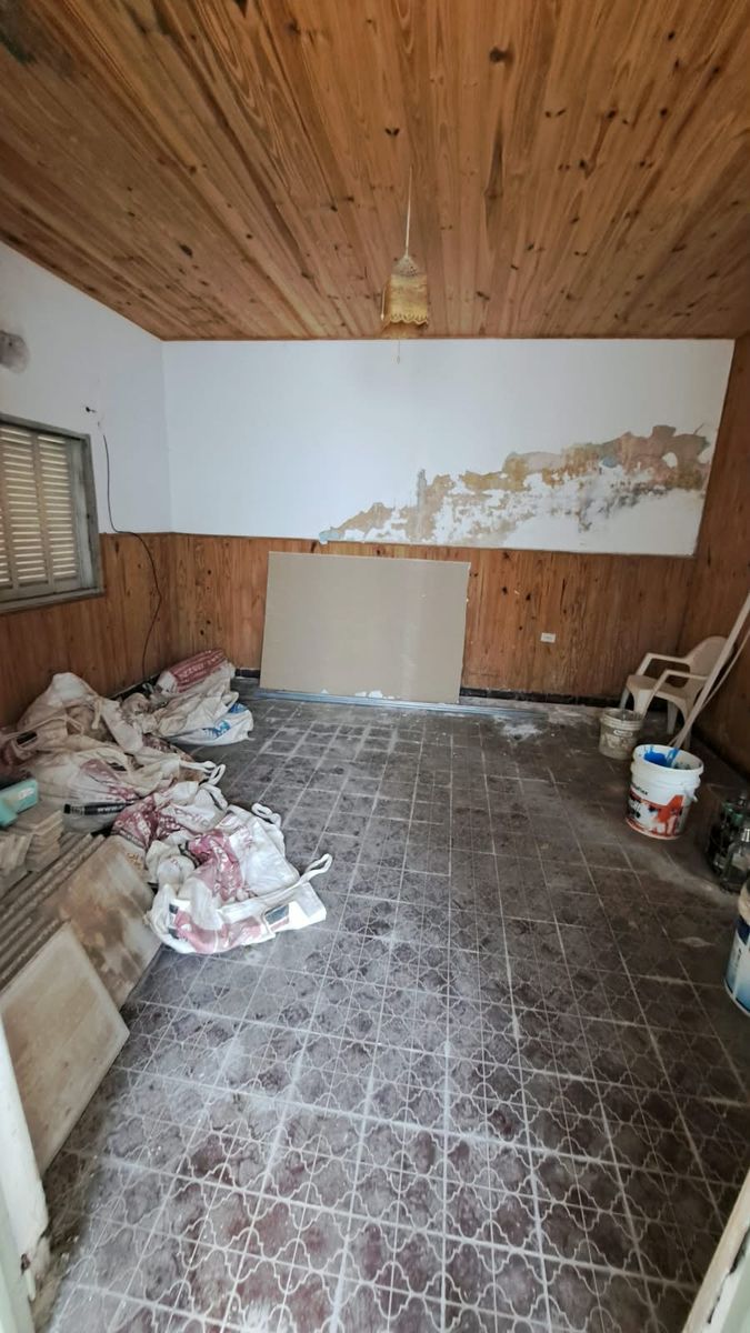 CASA A DEMOLER / TERRENO EN MARIA SELVA - 1