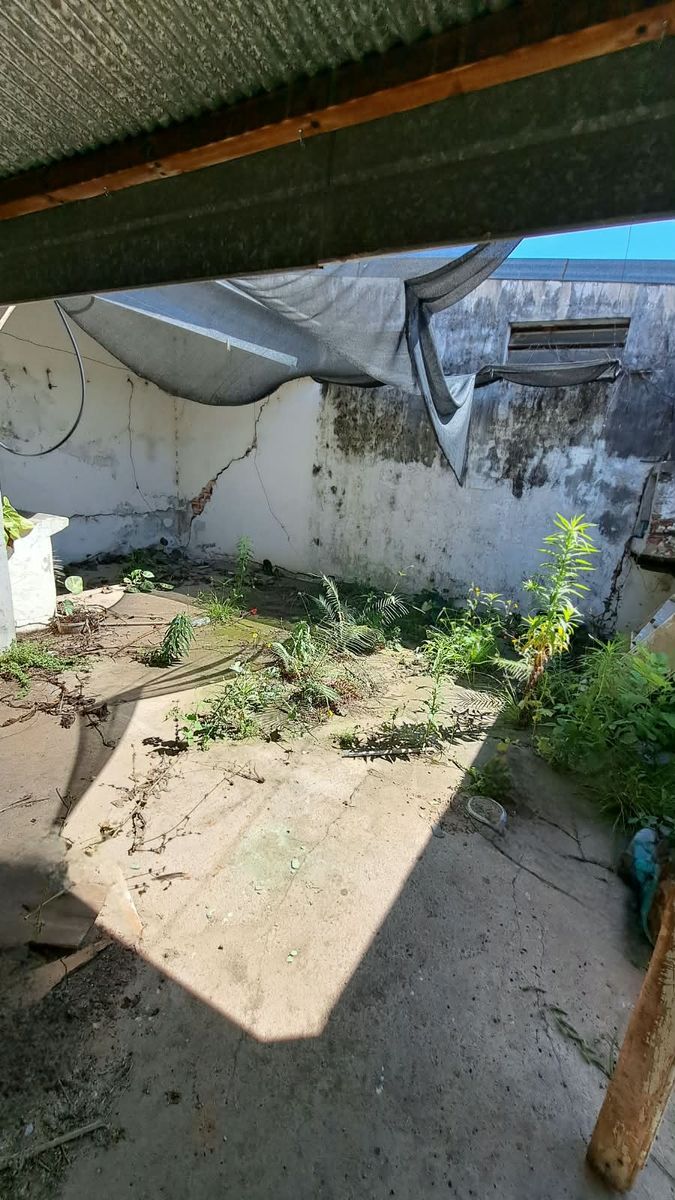 CASA A DEMOLER / TERRENO EN MARIA SELVA - 8