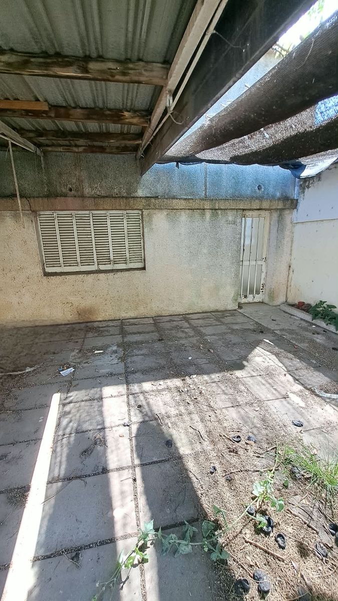 CASA A DEMOLER / TERRENO EN MARIA SELVA - 12