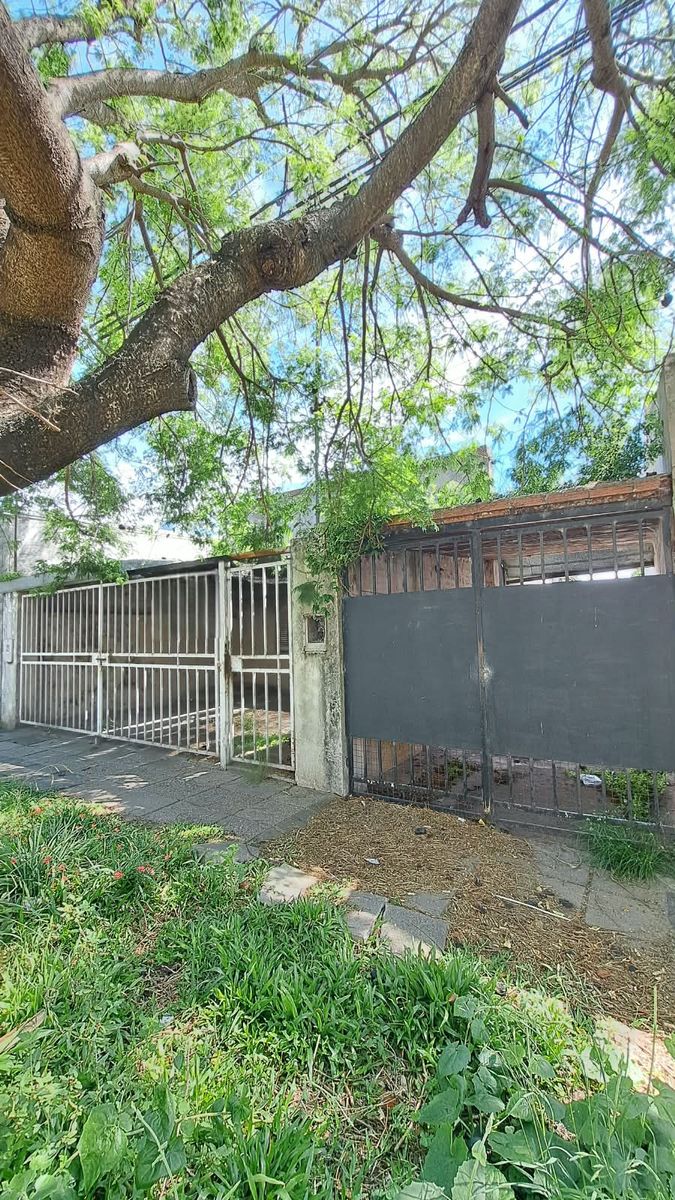 CASA A DEMOLER / TERRENO EN MARIA SELVA - 14