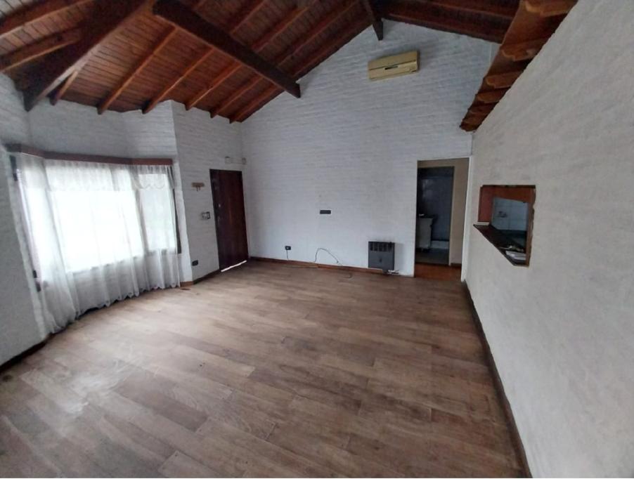 Casa en Alquiler en Ituzaingó - Gral Fernandez de la Cruz 196 — foto 3