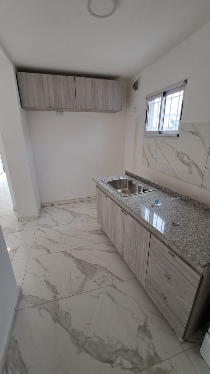 Venta Dúplex 3 Ambientes en PH con Cochera terraza y balcón Zona Chauvin, Buenos Aires Costa Atlántica - Zonaprop - 6