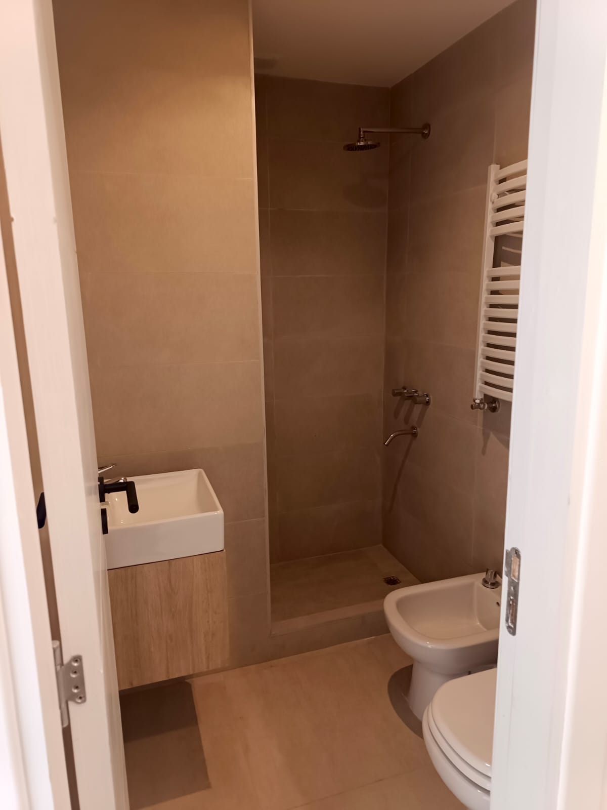 Venta de departamento de 2 ambientes a estrenar en zona Guemes - 19