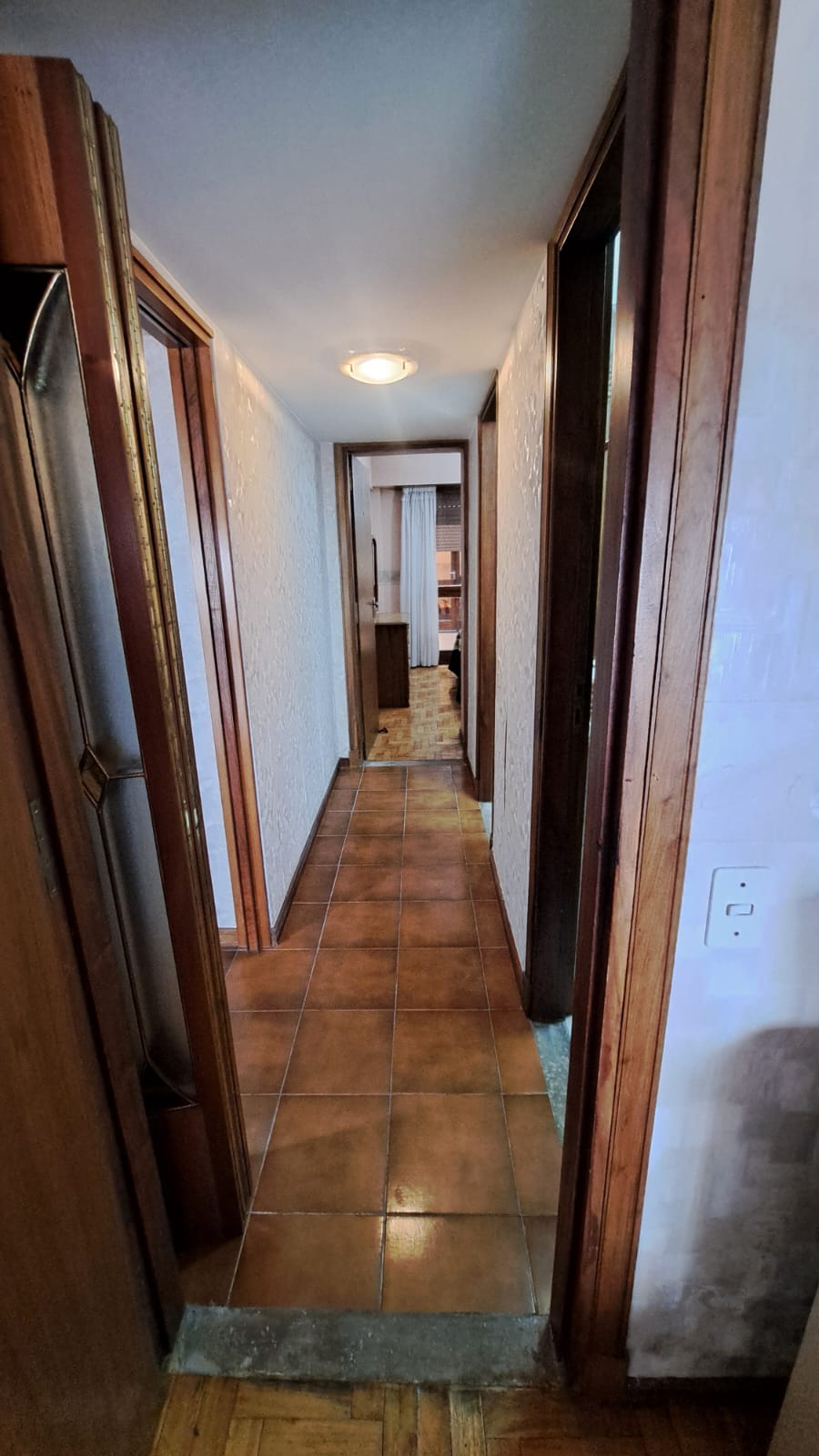 Venta departamento 4 ambientes en La Perla - 2