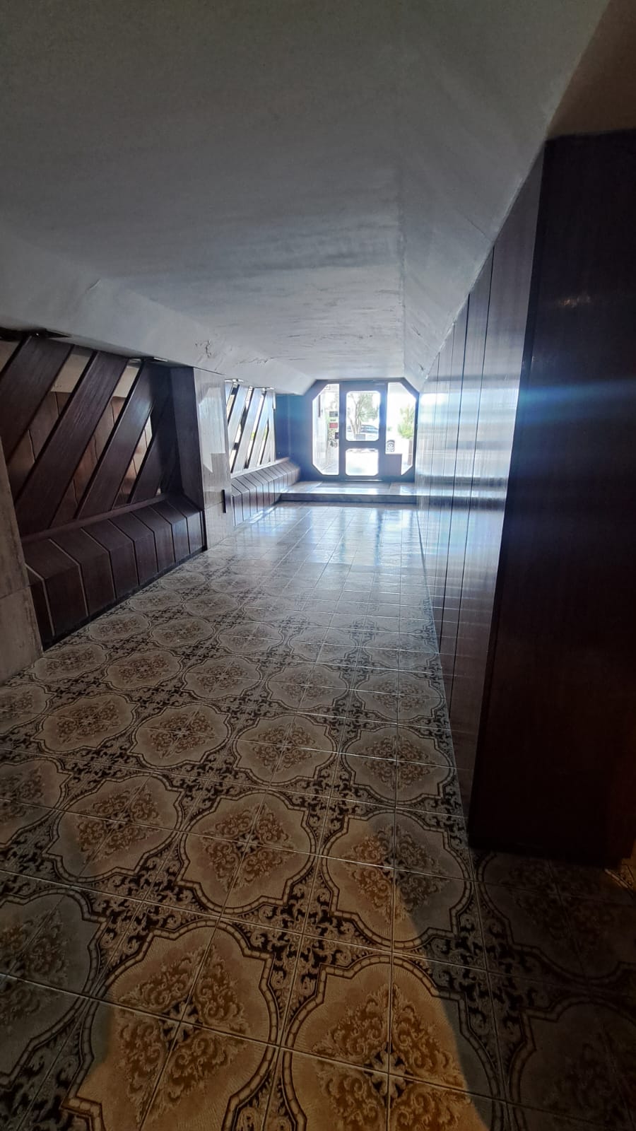 Venta departamento 4 ambientes en La Perla - 3