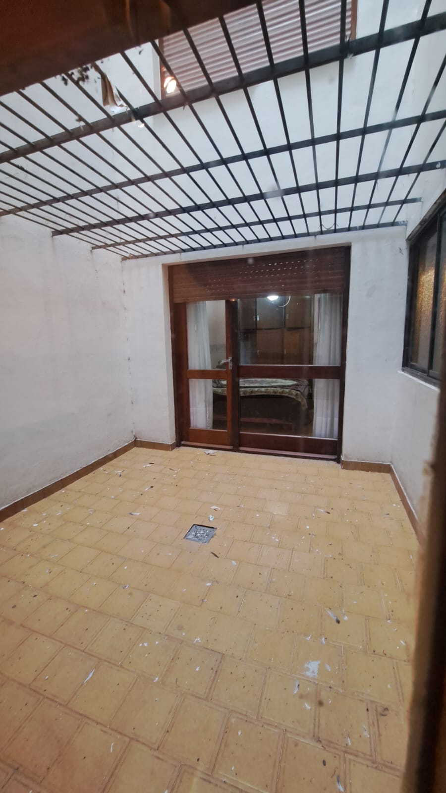Venta departamento 4 ambientes en La Perla - 6